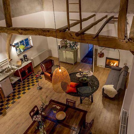 Aan De Holle Weg. Zeer Landelijk Gelegen Verbouwde Stal Tot Woning Nuth Exterior foto